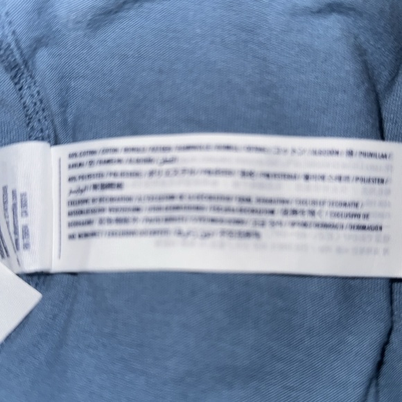 5 for $25 v neck t-shirt in size large 14 for boys - Picture 4 of 4